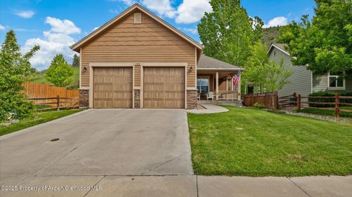 150 Castle Ct, New Castle, CO, 81647-8644 | Card Image
