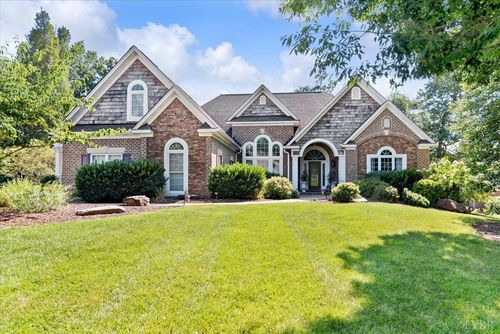 1044 Grand Oaks Dr, Forest, VA, 24551-4725 | Card Image