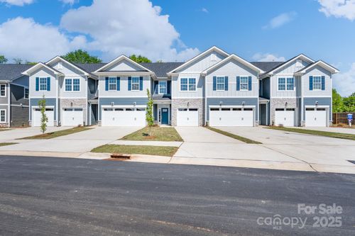 9-4041 Port Richmond Ave, Gastonia, NC, 28056-6246 | Card Image