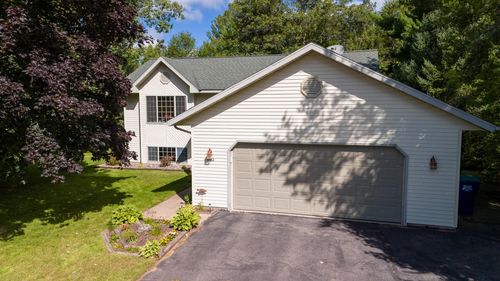 1023 Pine Crest Ave, MOSINEE, WI, 54455-2037 | Card Image