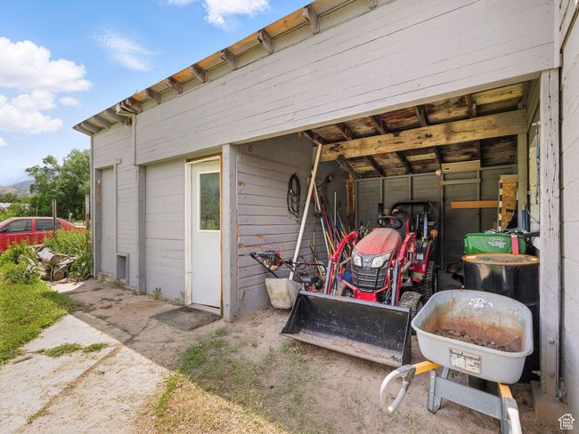 View of garage | Image 23