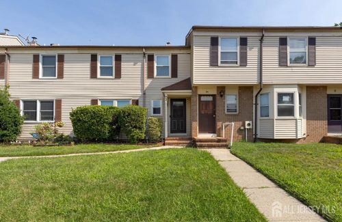 3 Tiger Lilly Ct, Sayreville, NJ, 08872-2109 | Card Image