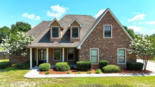 8308 Clamshell Ave, Ocean Springs, MS, 39564-9190 | Card Image