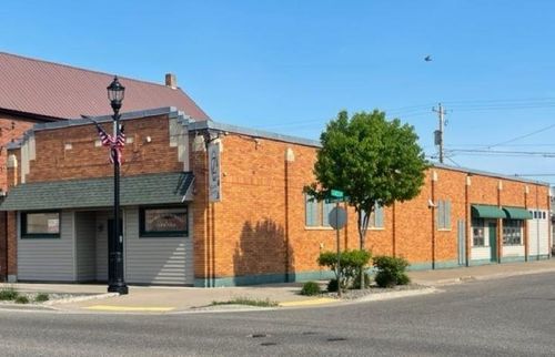 202 W Genesee St, Iron River, MI, 49935-1439 | Card Image