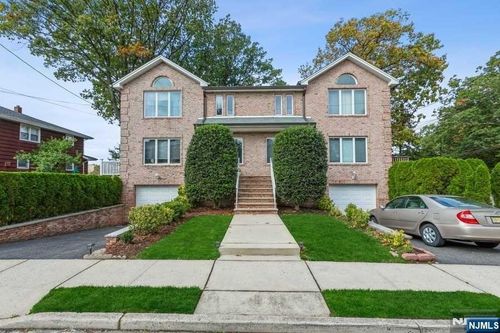 1435 14th St, Fort Lee, NJ, 07024-2006 | Card Image