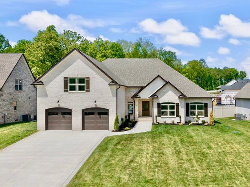 390 Young Ln, Pleasant View, TN, 37146-2401 | Card Image