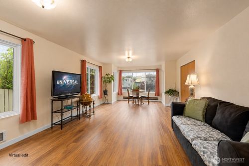 103-230 B St, Friday Harbor, WA, 98250-8094 | Card Image