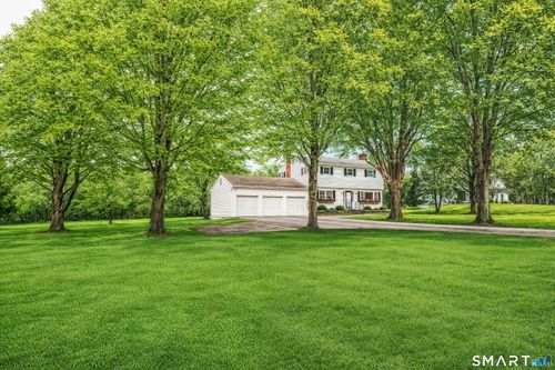 408 Hut Hill Rd, Bridgewater, CT, 06752-1720 | Card Image