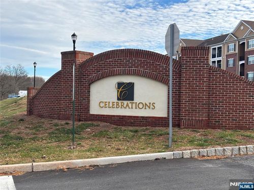 542 E Celebration Way, South Plainfield, NJ, 07080-5600 | Card Image