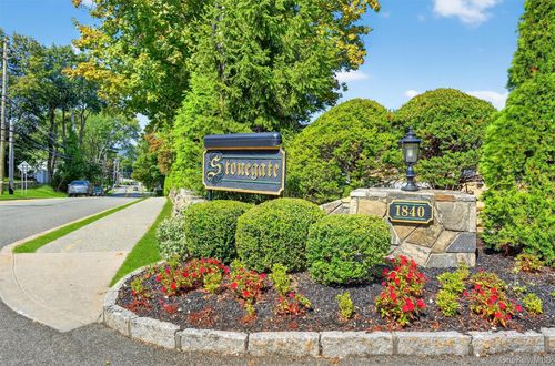 ec8-1840 Crompond Rd, Peekskill, NY, 10566-4181 | Card Image