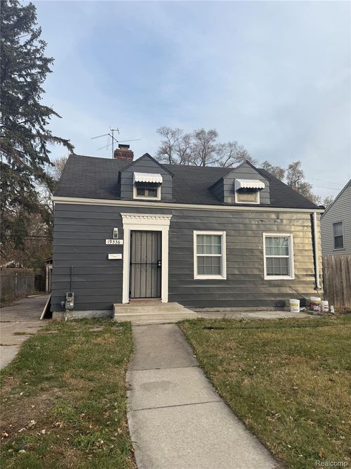 19336 Binder St, Detroit, MI, 48234-1904 | Card Image