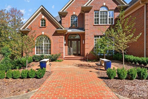 823 Inverness Cir, Spartanburg, SC, 29306-6680 | Card Image