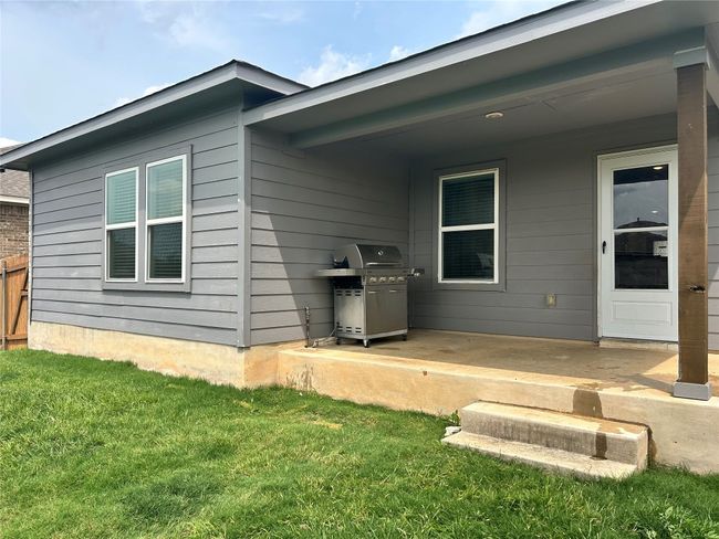 Back of house featuring a yard | Image 12
