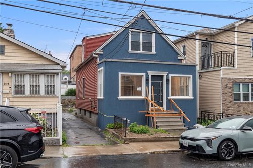 3406 Ely Ave, Bronx, NY, 10469-2636 | Card Image