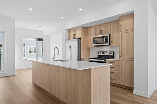 1007-25 Wildwoods Court Sw, Airdrie, AB, T4B5V7 | Card Image