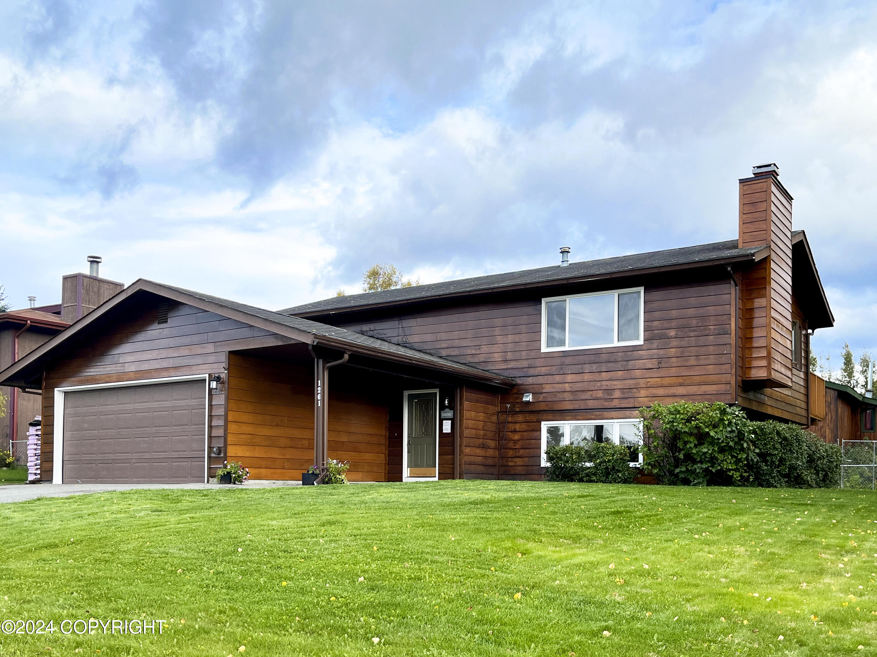 Autumn Ln, Anchorage, AK 99504
