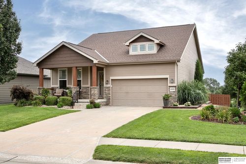 8503 N 172nd Cir, Bennington, NE, 68007-3227 | Card Image