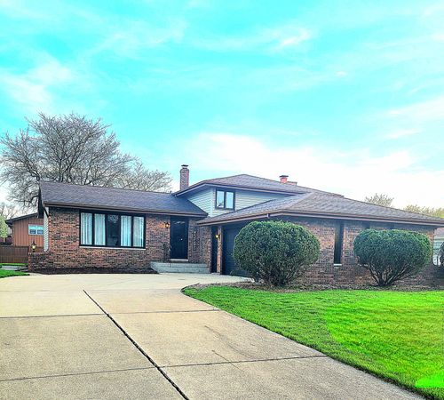 939 Devonshire Ln, Dyer, IN, 46311-1213 | Card Image