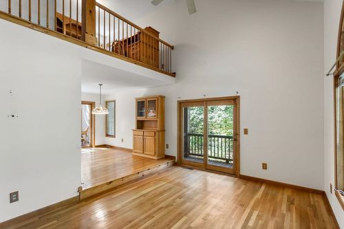 7 Southview Dr, Mont Vernon, NH, 03057-1424 | Card Image