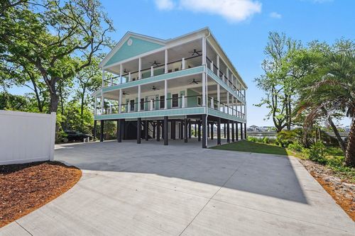 600 Elizabeth Dr, Murrells Inlet, SC, 29576-8446 | Card Image