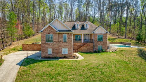 9768 Caseview Dr, Harrison, TN, 37341-8005 | Card Image