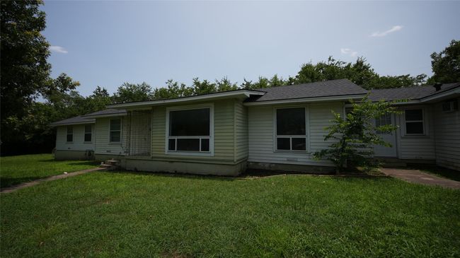 1819 Panhandle St, House other with 3 bedrooms, 2 bathrooms and null parking in Denton TX | Image 15