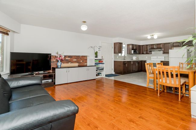 6074 Sherbrooke St, House other with 6 bedrooms, 4 bathrooms and 2 parking in Vancouver BC | Image 22