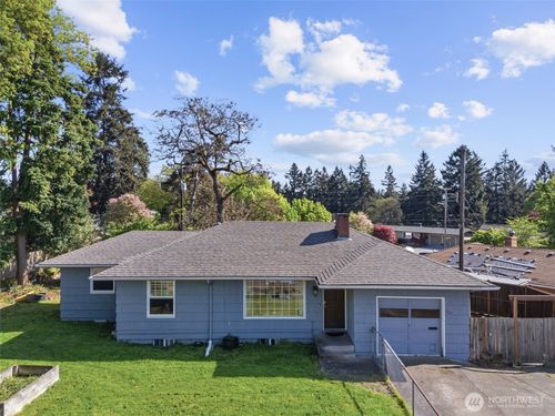 303 Nw Hazel Dell Way, Vancouver, WA, 98665-8522 | Card Image