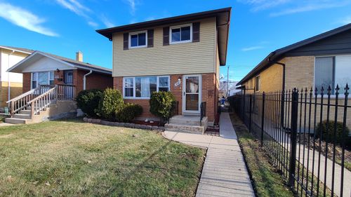 11545 S Loomis St, Chicago, IL, 60643-5004 | Card Image