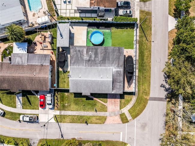 19820 Kingston Dr, House other with 4 bedrooms, 3 bathrooms and null parking in Cutler Bay FL | Image 27