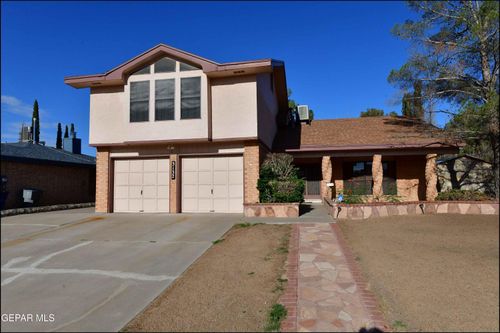 3132 Hickman St, El Paso, TX, 79936-2204 | Card Image