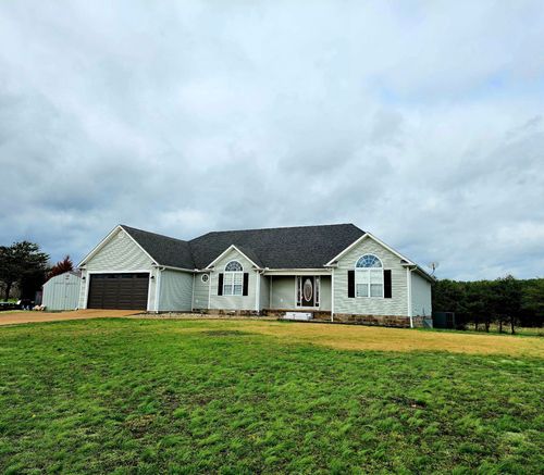 648 Running Deer Ln, Huron, TN, 38345-9496 | Card Image