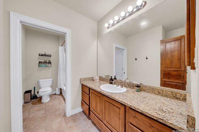 10210 Rafter O Trl, House other with 3 bedrooms, 3 bathrooms and null parking in Helotes TX | Image 27