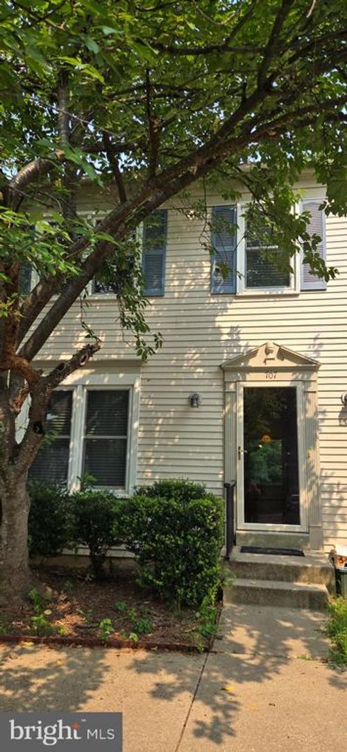 707 Curry Ford Ln, GAITHERSBURG, MD, 20878-2756 | Card Image