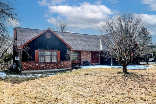 6 Quaker Ridge Rd, Sherman, CT, 06784-1226 | Card Image