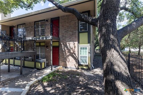 529-7685 Northcross Drive, Austin, TX, 78757 | Card Image