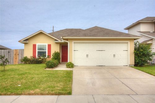 2233 Abeto Dr, Corpus Christi, TX, 78414-2777 | Card Image