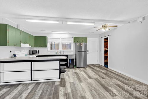 6716 Navajo Trl, Sherrills Ford, NC, 28673-9750 | Card Image
