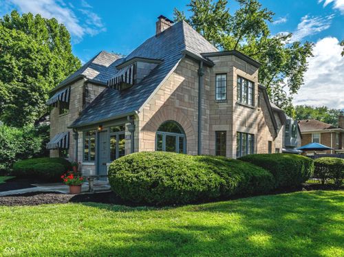5801 Central Ave, Indianapolis, IN, 46220-2509 | Card Image
