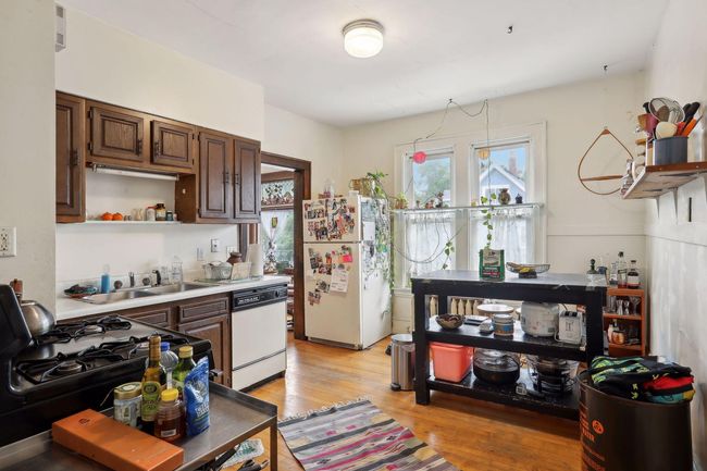 Unit 2 - 3048 13th Ave S (upper level) | Image 30