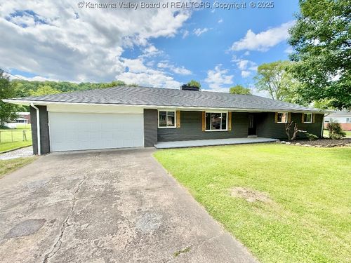 25 Lee Dr, Saint Albans, WV, 25177-3539 | Card Image