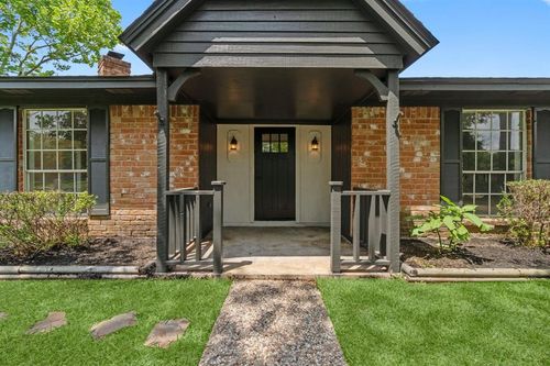 8122 Wimbledon Ln, Houston, TX, 77070-4269 | Card Image