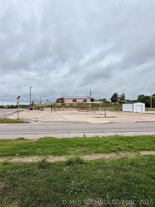 1202 W 1st, Sulphur, OK, 73086 | Card Image