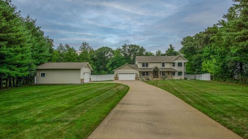 7736 Beulah Ln, Eau Claire, WI, 54701-8311 | Card Image