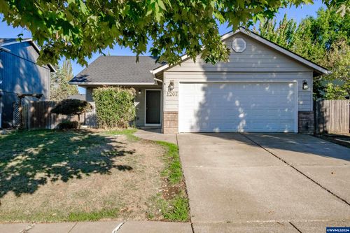 1207 S 7th St, Independence, OR, 97351 | Card Image