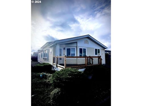 54-16500 Se 1st St, Vancouver, WA, 98684 | Card Image