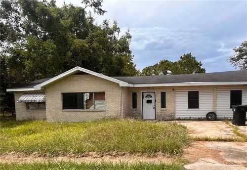 605 Pellerin St, Jeanerette, LA, 70544 | Card Image