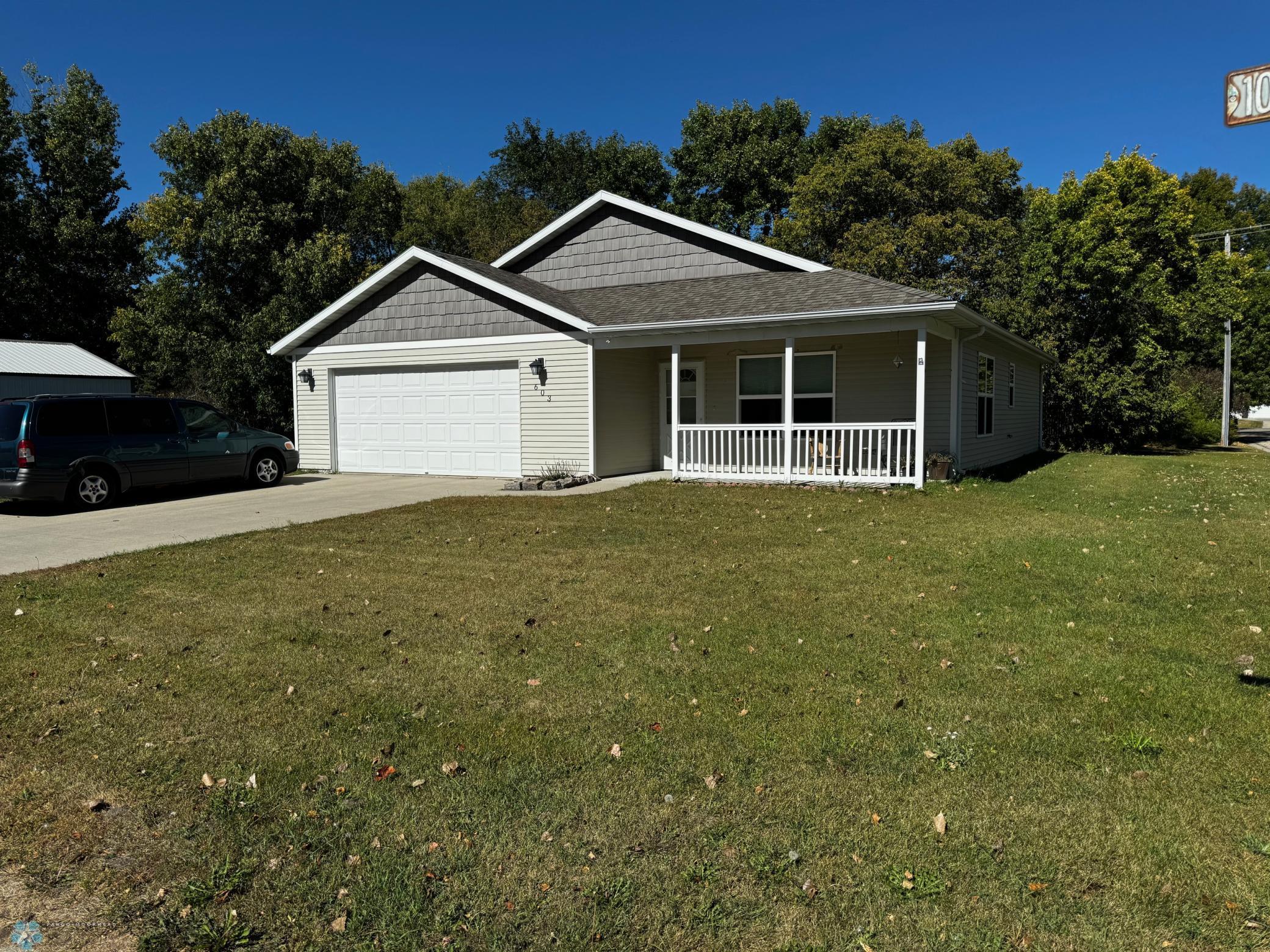 10th Ave, Barnesville, MN 56514
