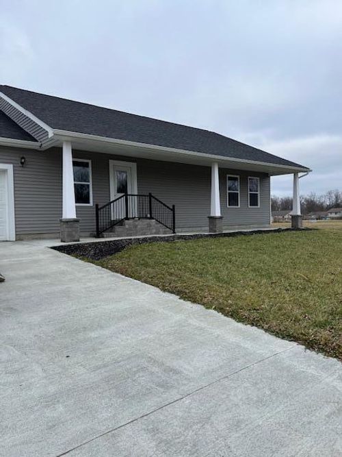 173 Lincoln Pl, North Lewisburg, OH, 43060-9525 | Card Image