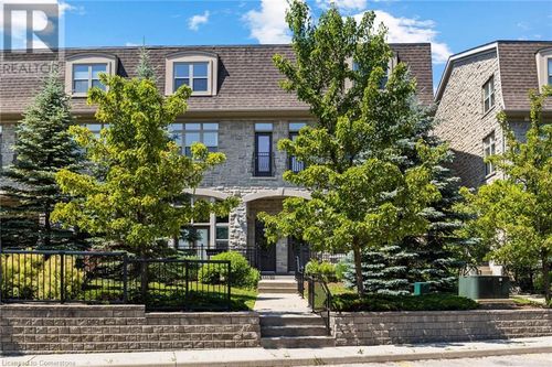 74 Cardigan St, Guelph, ON, N1H0A4 | Card Image